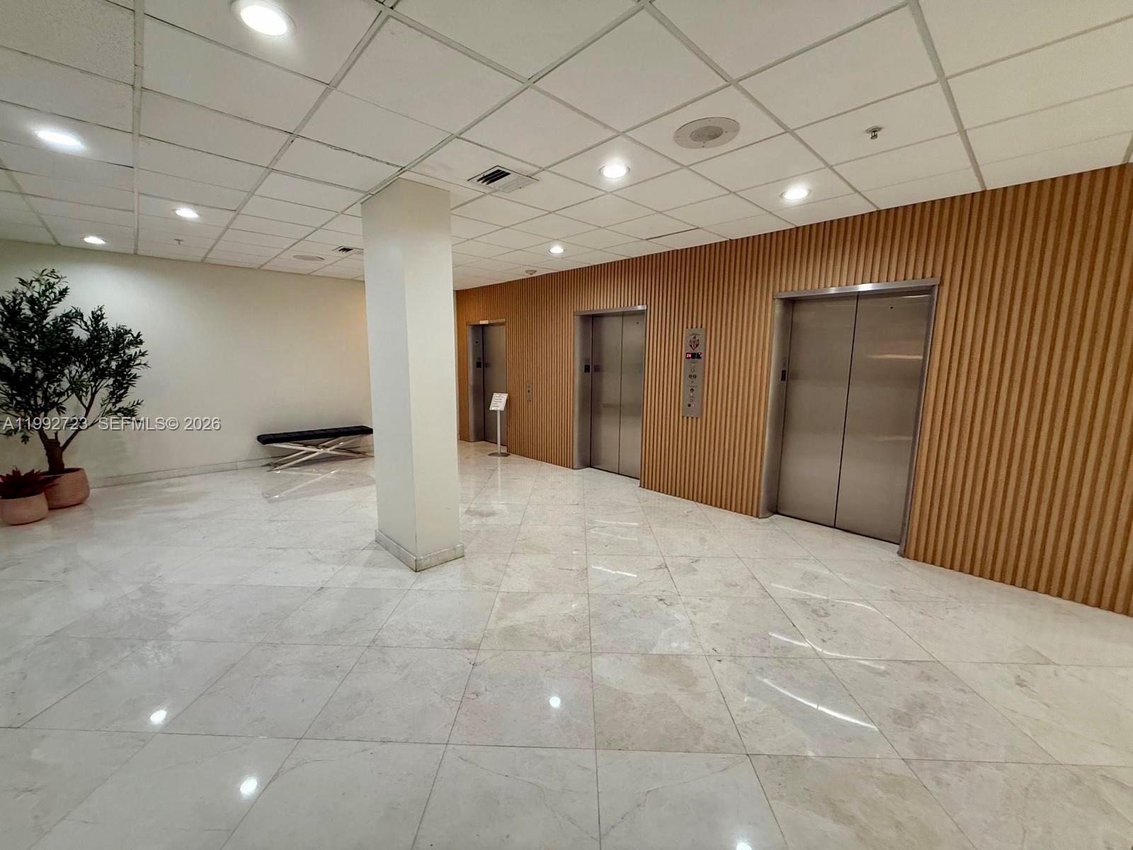 COMMODORE PLAZA CONDO - Residential