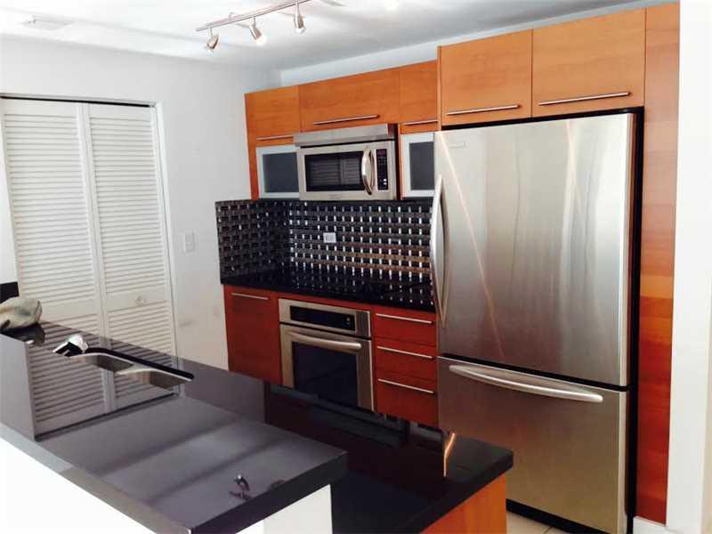 EVERGLADES ON THE BAY NOR - Residential Lease