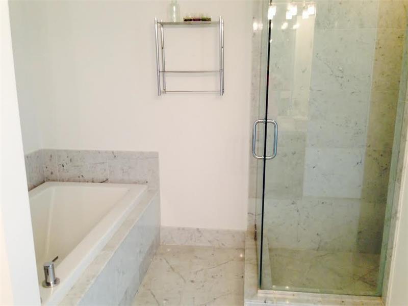 EVERGLADES ON THE BAY NOR - Residential Lease