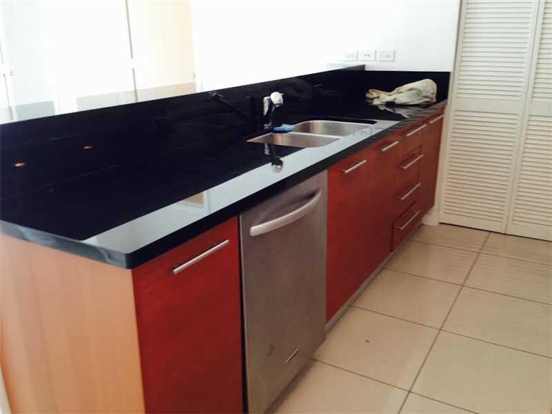 EVERGLADES ON THE BAY NOR - Residential Lease