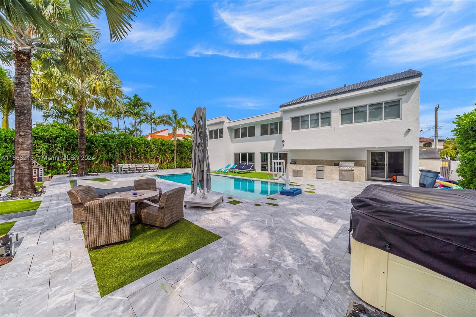 GOLDEN ISLES ESTATES - Residential