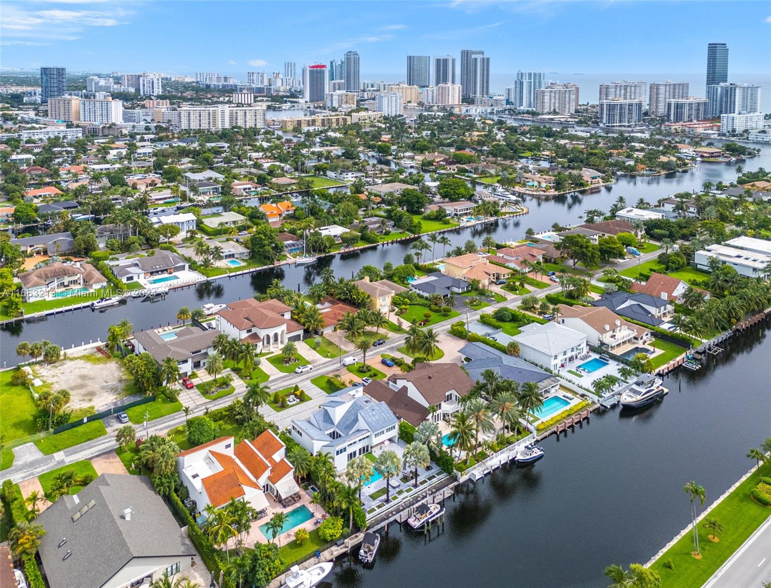 GOLDEN ISLES ESTATES - Residential
