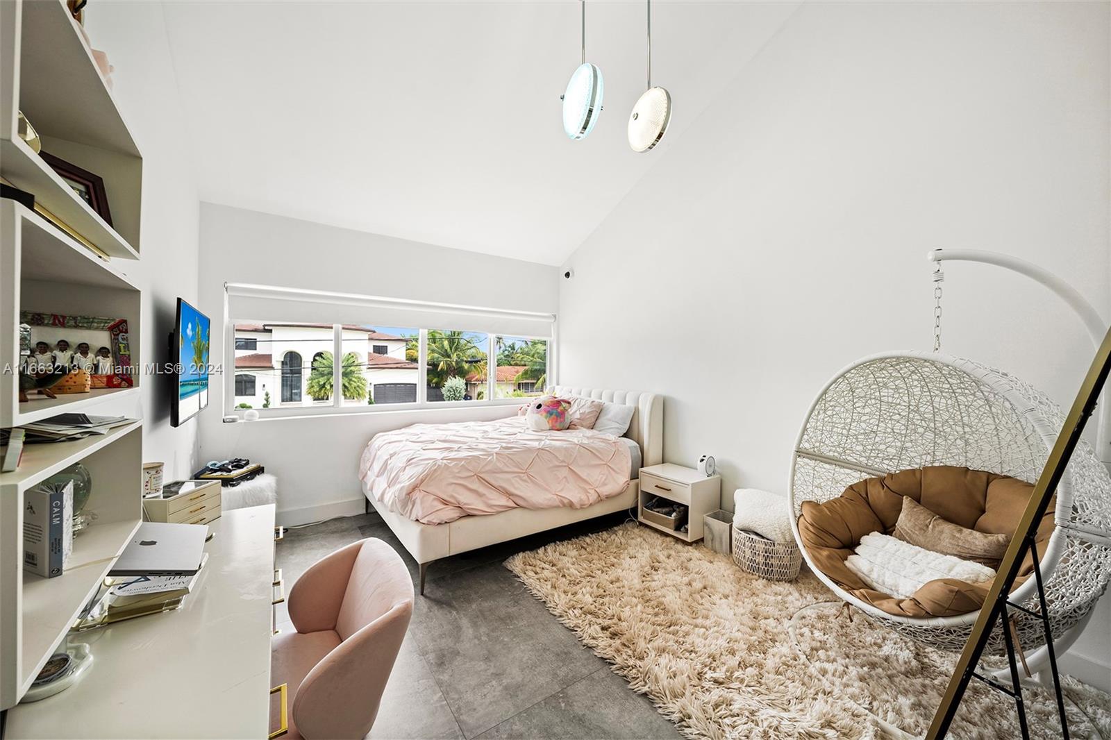 GOLDEN ISLES ESTATES - Residential