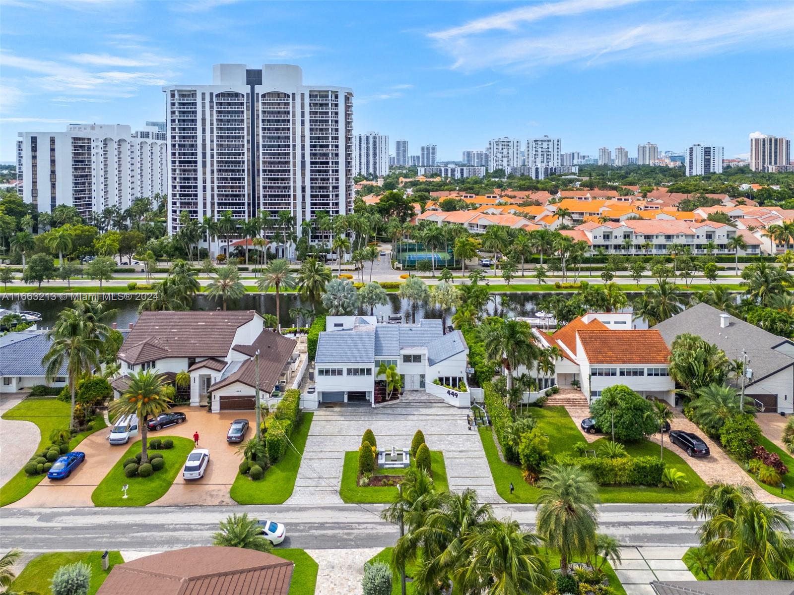 GOLDEN ISLES ESTATES - Residential