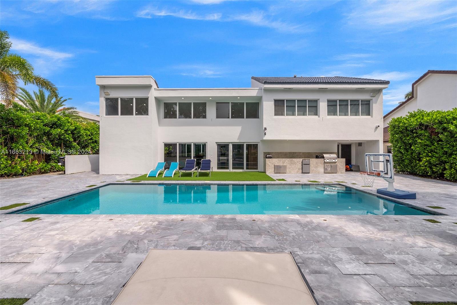 GOLDEN ISLES ESTATES - Residential