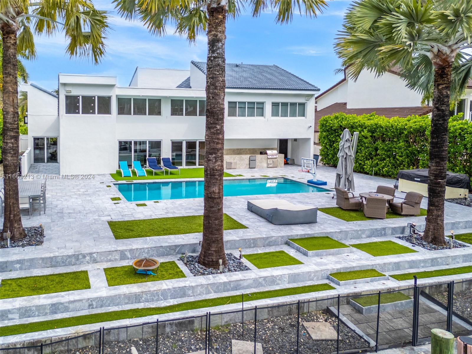 GOLDEN ISLES ESTATES - Residential