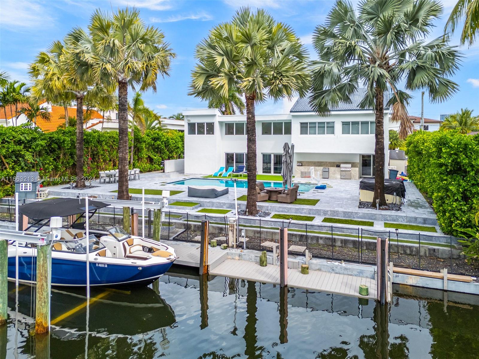 GOLDEN ISLES ESTATES - Residential
