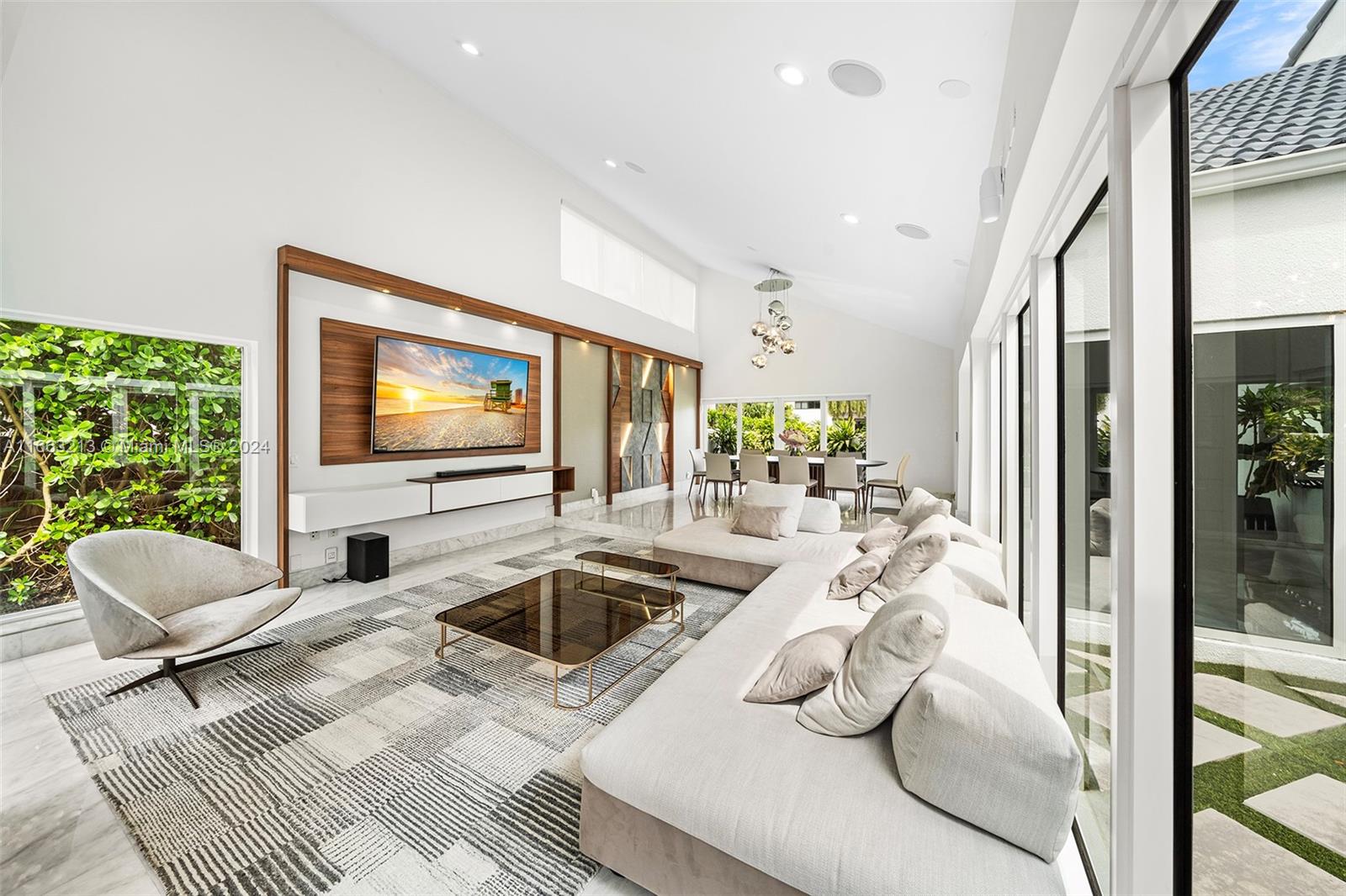 GOLDEN ISLES ESTATES - Residential