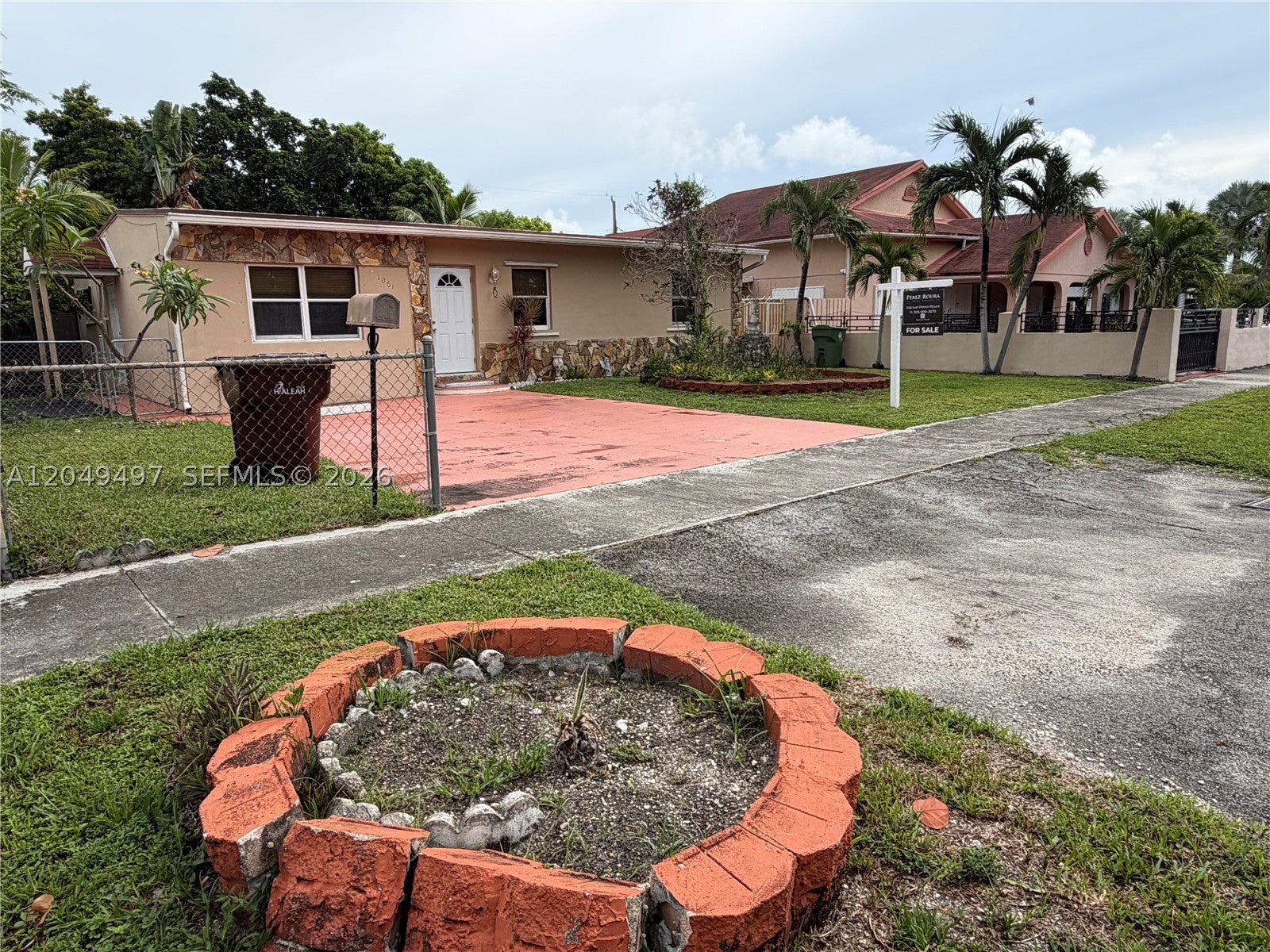 1061 E 20th St, Hialeah FL 33013