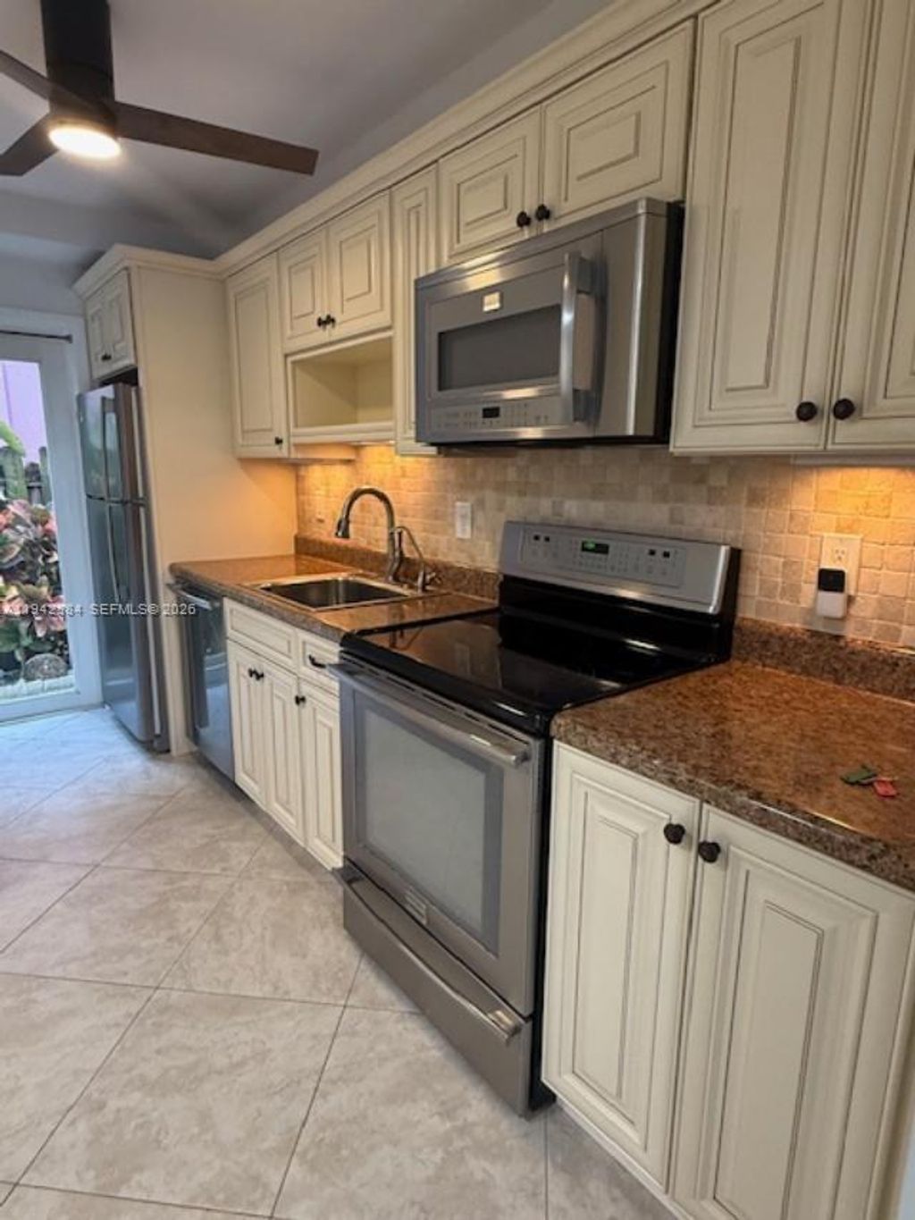 Photo of 3208 Colony Club Rd #2, Pompano Beach, FL 33062 (MLS # A11942884)