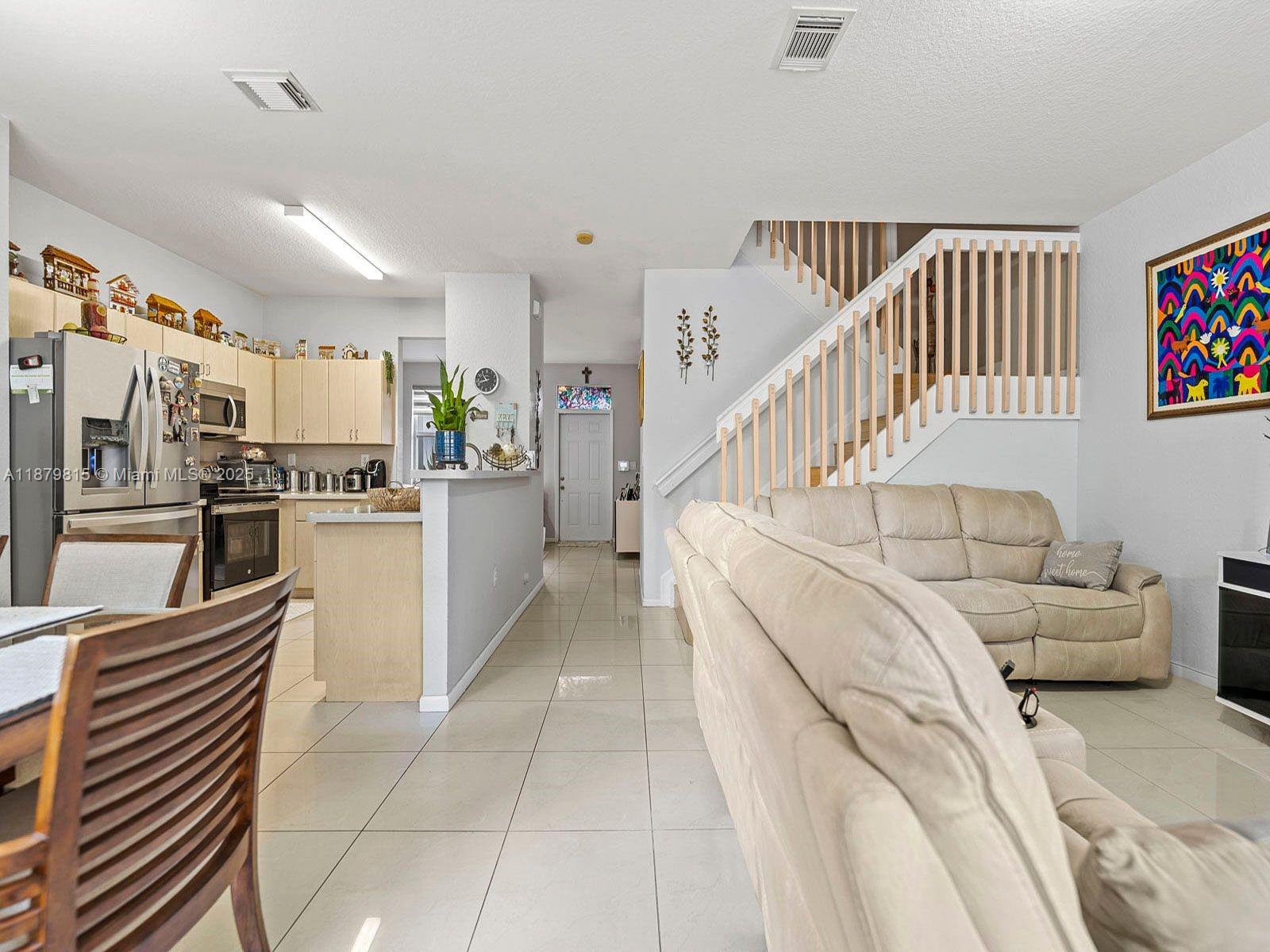 AB AT TAMIAMI TRAIL PHASE - Residential