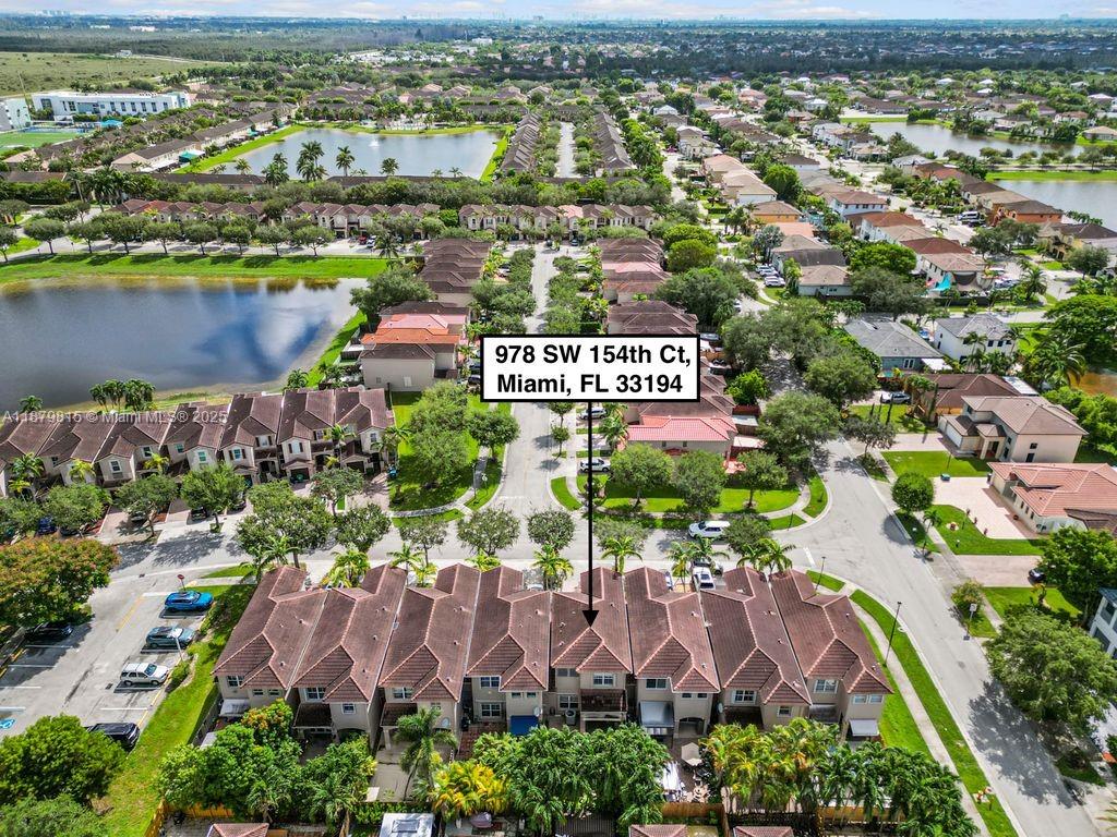 AB AT TAMIAMI TRAIL PHASE - Residential