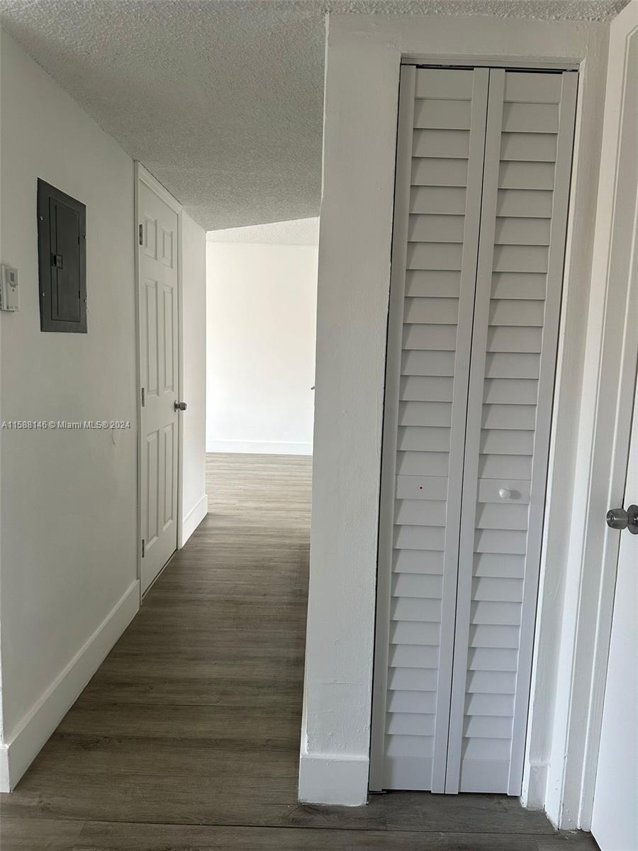 LAS VILLAS SEGOVIA CONDO - Residential Lease