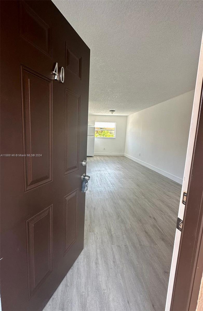 LAS VILLAS SEGOVIA CONDO - Residential Lease