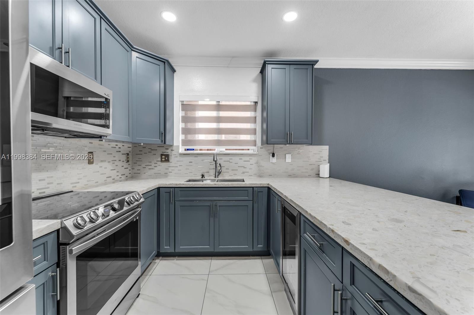 FERNANDOS PLACE - Residential Lease