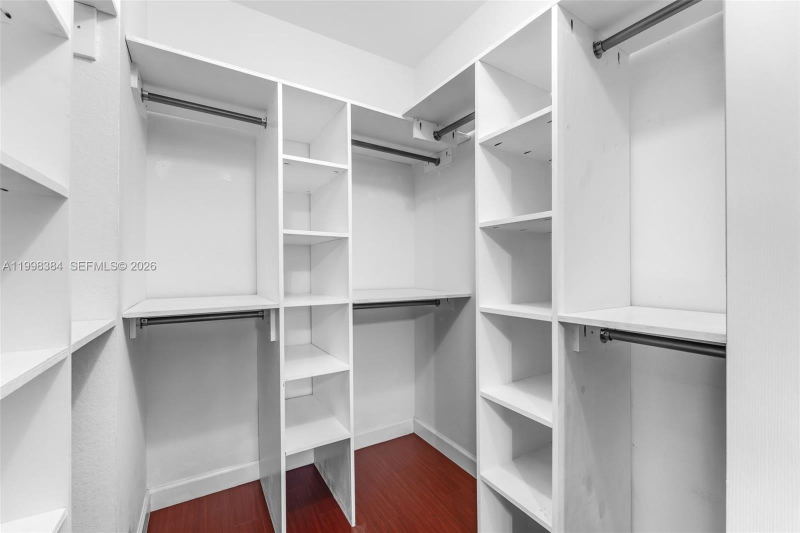 FERNANDOS PLACE - Residential Lease