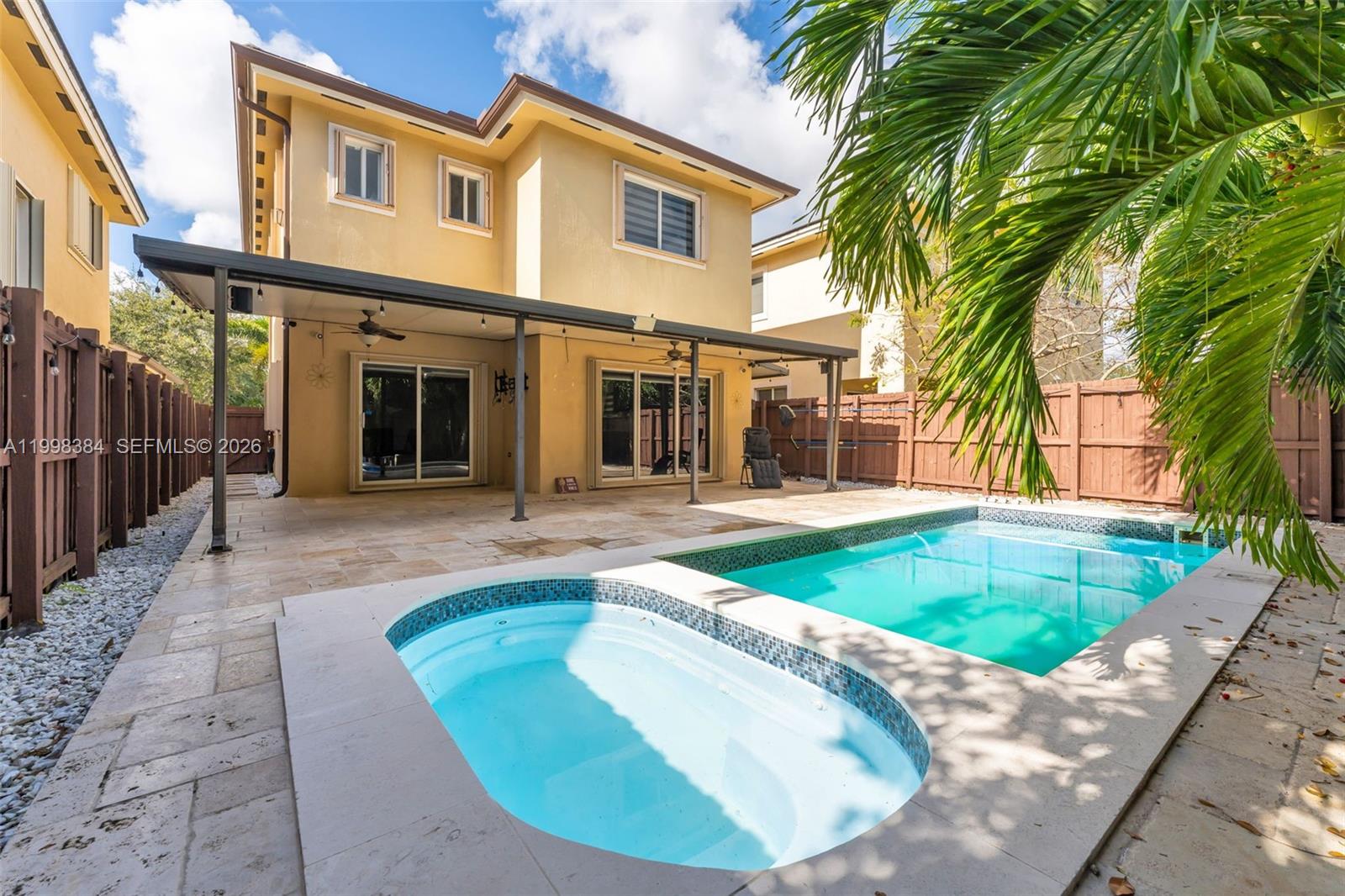 FERNANDOS PLACE - Residential Lease