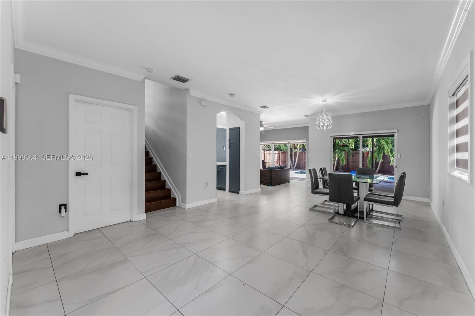 FERNANDOS PLACE - Residential Lease