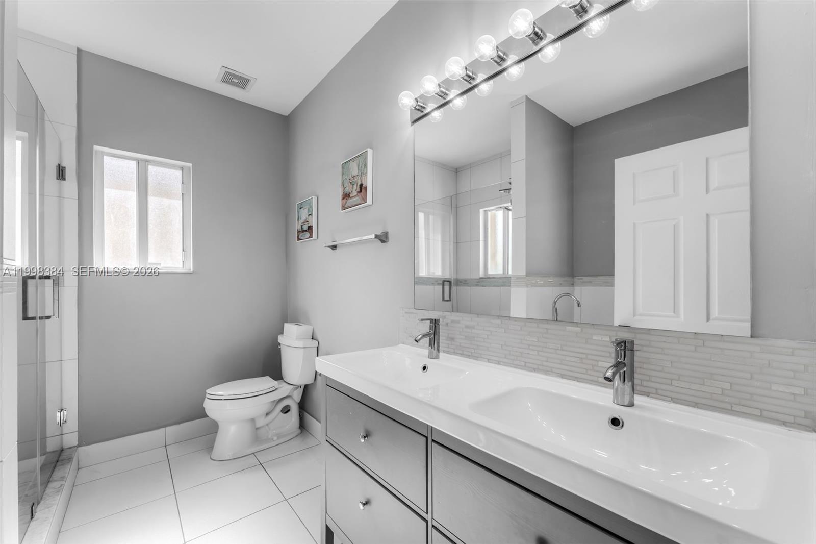 FERNANDOS PLACE - Residential Lease