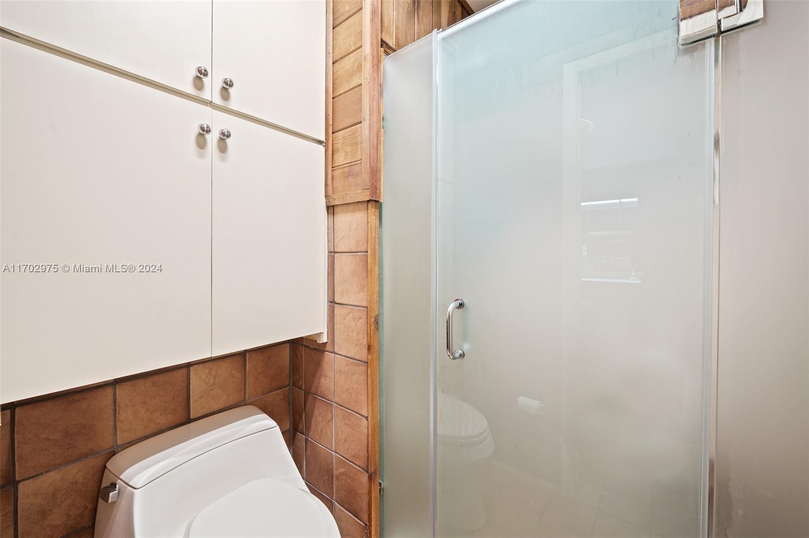 MIAMI LAKES - LAKE SANDRA - Residential