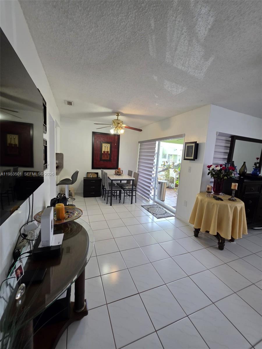 11173 NW 7th St 201-18