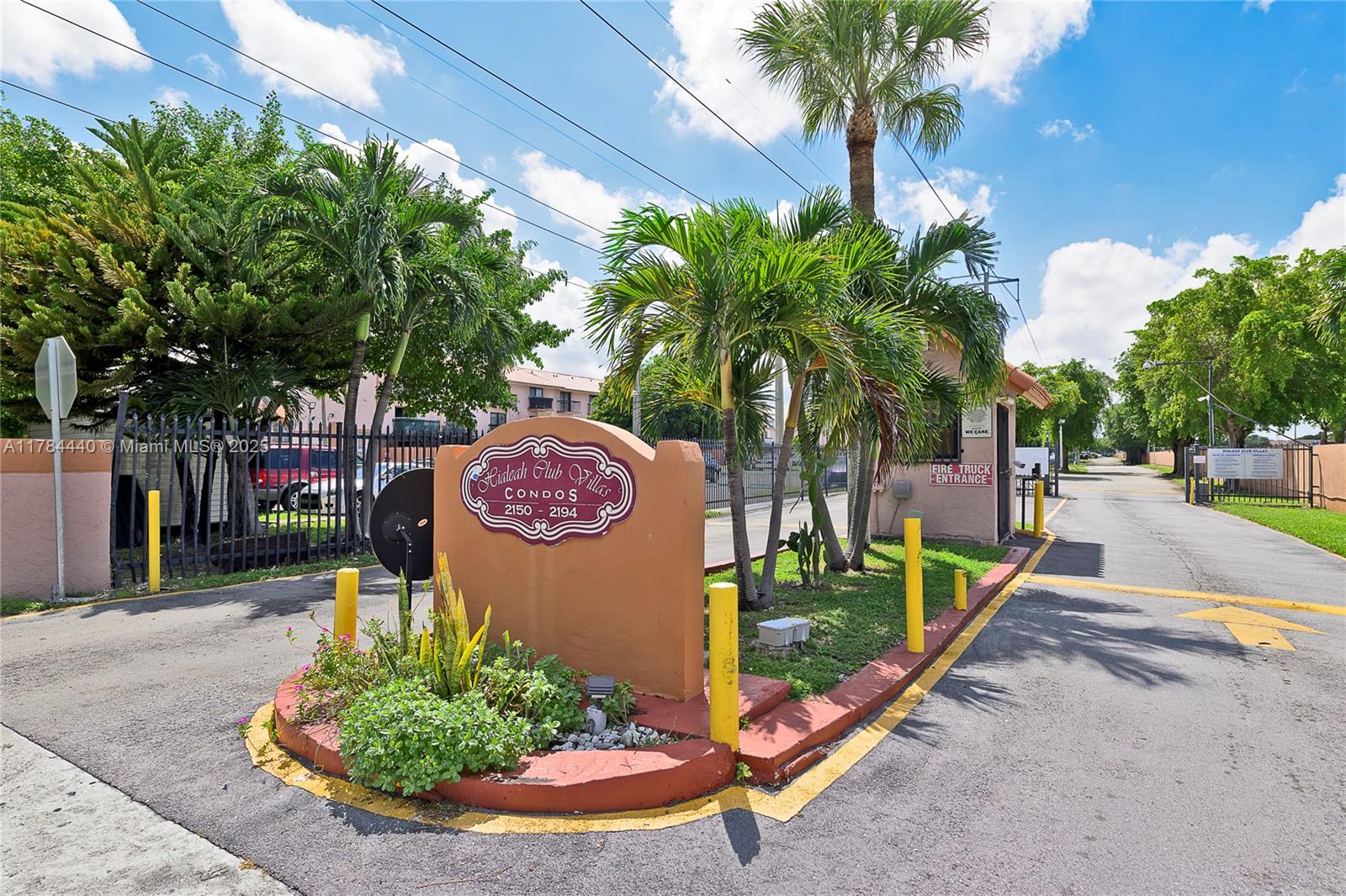2170 W 60th St 16108