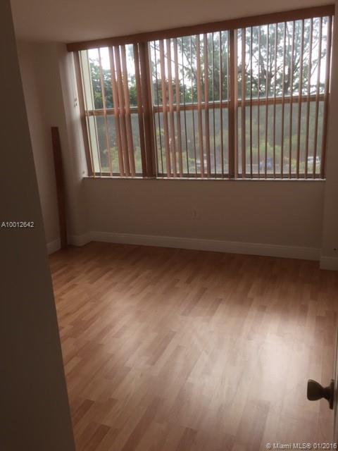 Wilshire Condo - Residential Lease