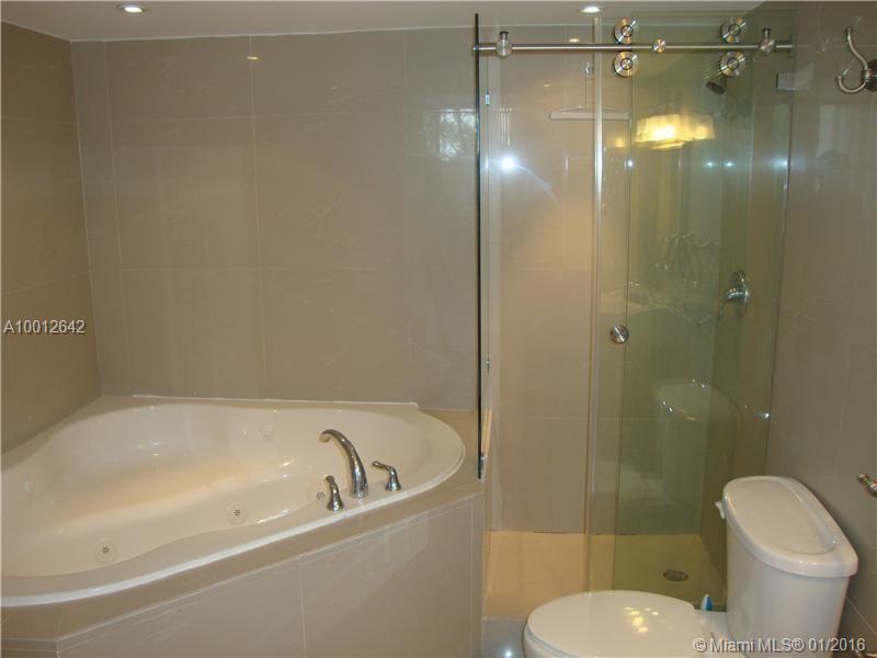 Wilshire Condo - Residential Lease