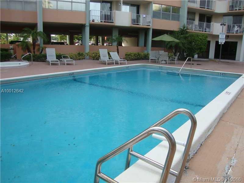 Wilshire Condo - Residential Lease