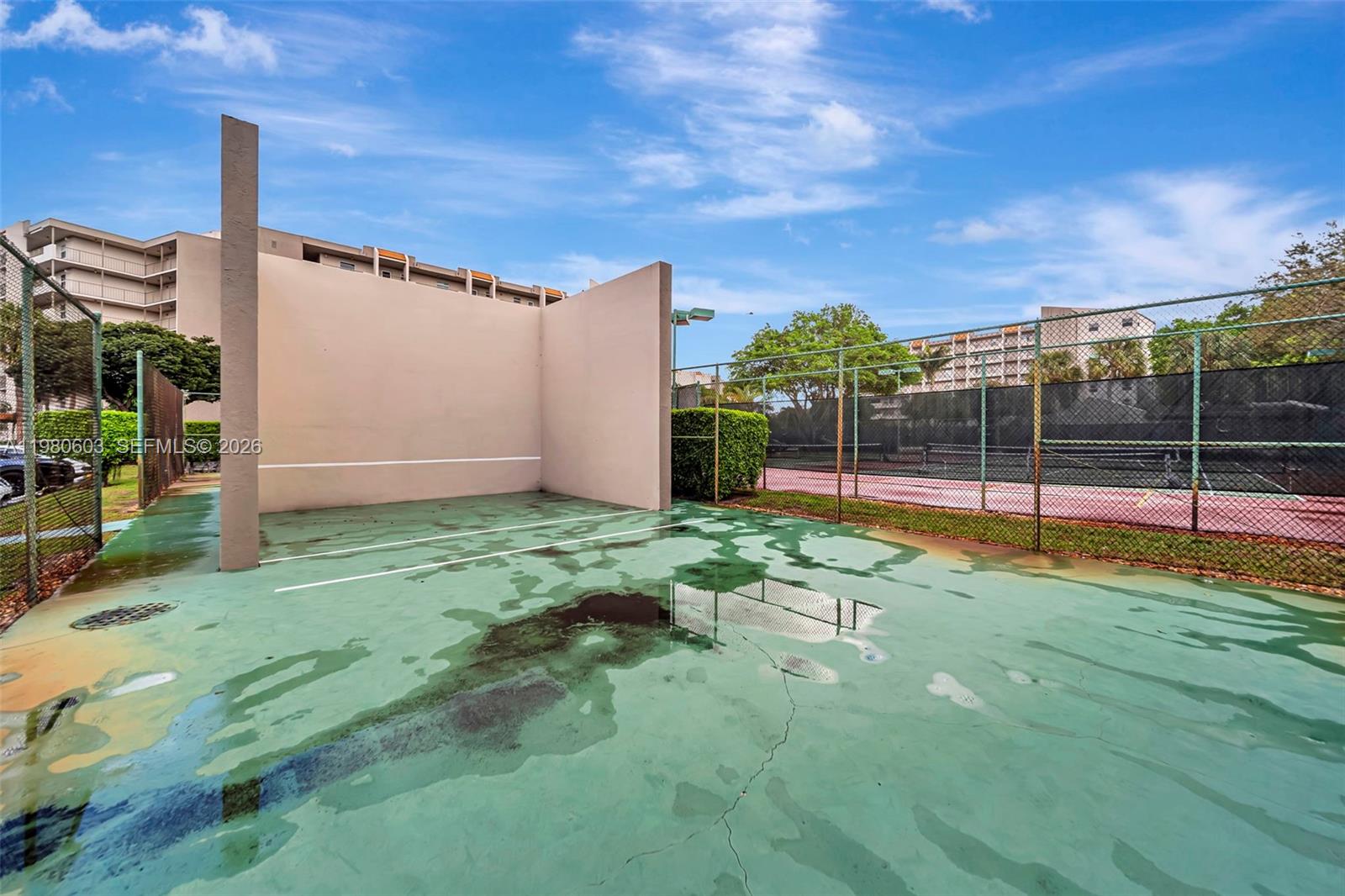 18TH HOLE AT INVERRARY CO - Residential