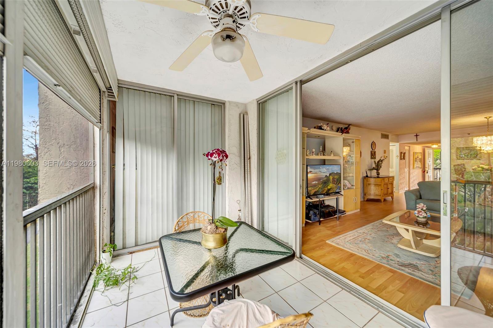 18TH HOLE AT INVERRARY CO - Residential