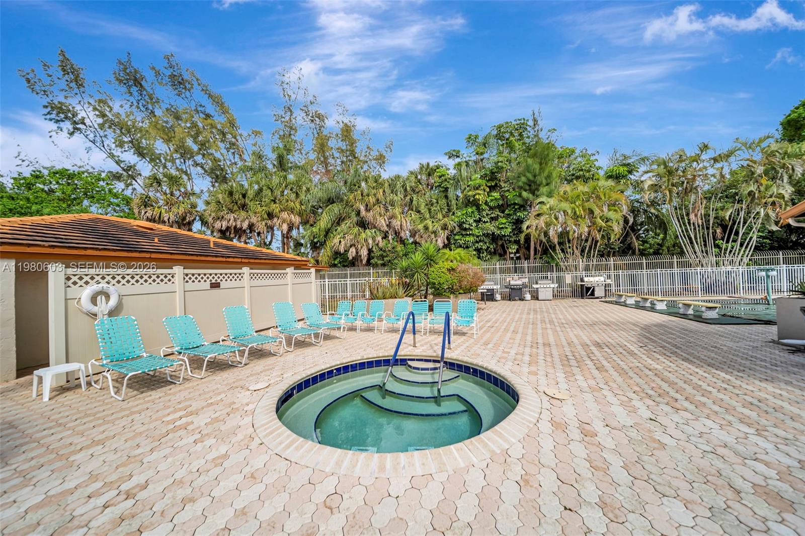 18TH HOLE AT INVERRARY CO - Residential