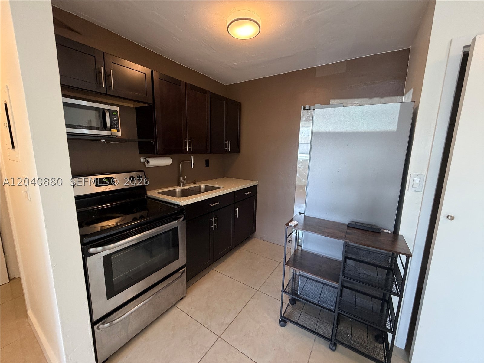 2715 Tigertail Ave 109