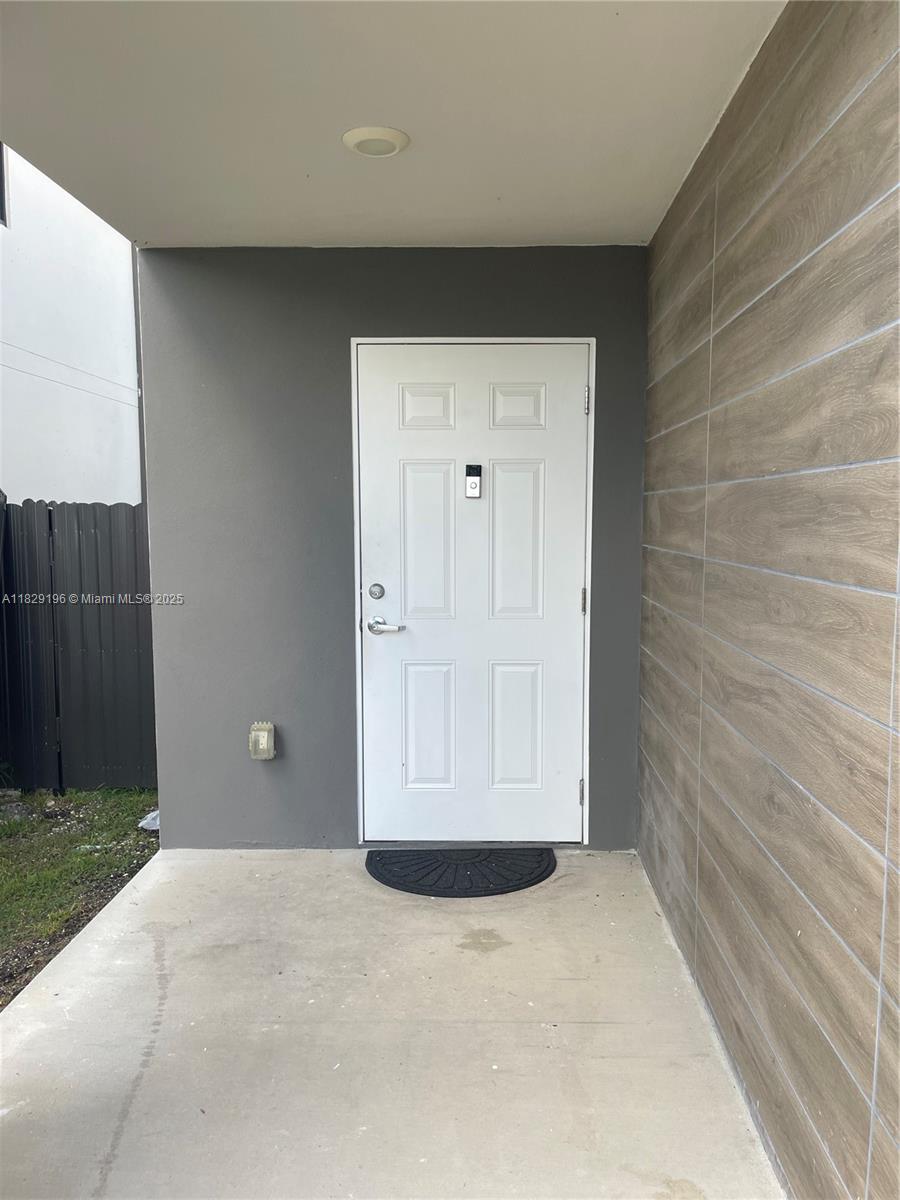 254 NW 11th Ct