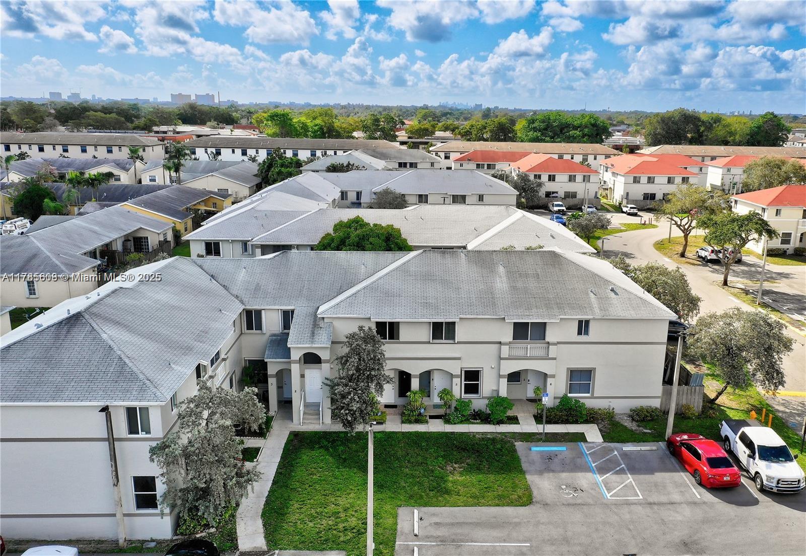 Rental Property at 21275 Ne 8th Pl 4, Miami, Broward County, Florida - Bedrooms: 2 
Bathrooms: 3  - $2,500 MO.