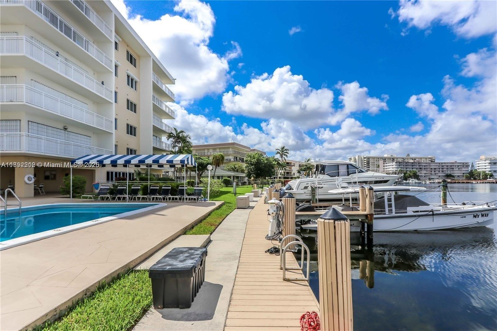 GOLDEN ISLES TOWERS CONDO - Residential