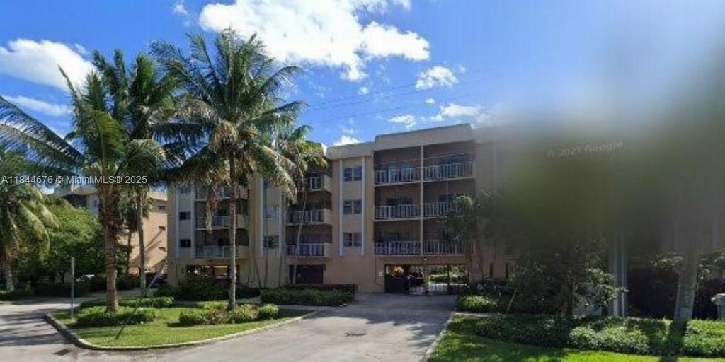 KEYSTONE BAY CONDO - Residential