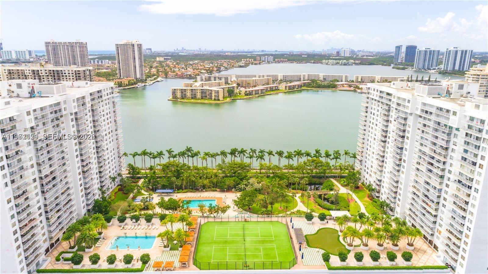 ADMIRALS PORT CONDO WEST - Residential