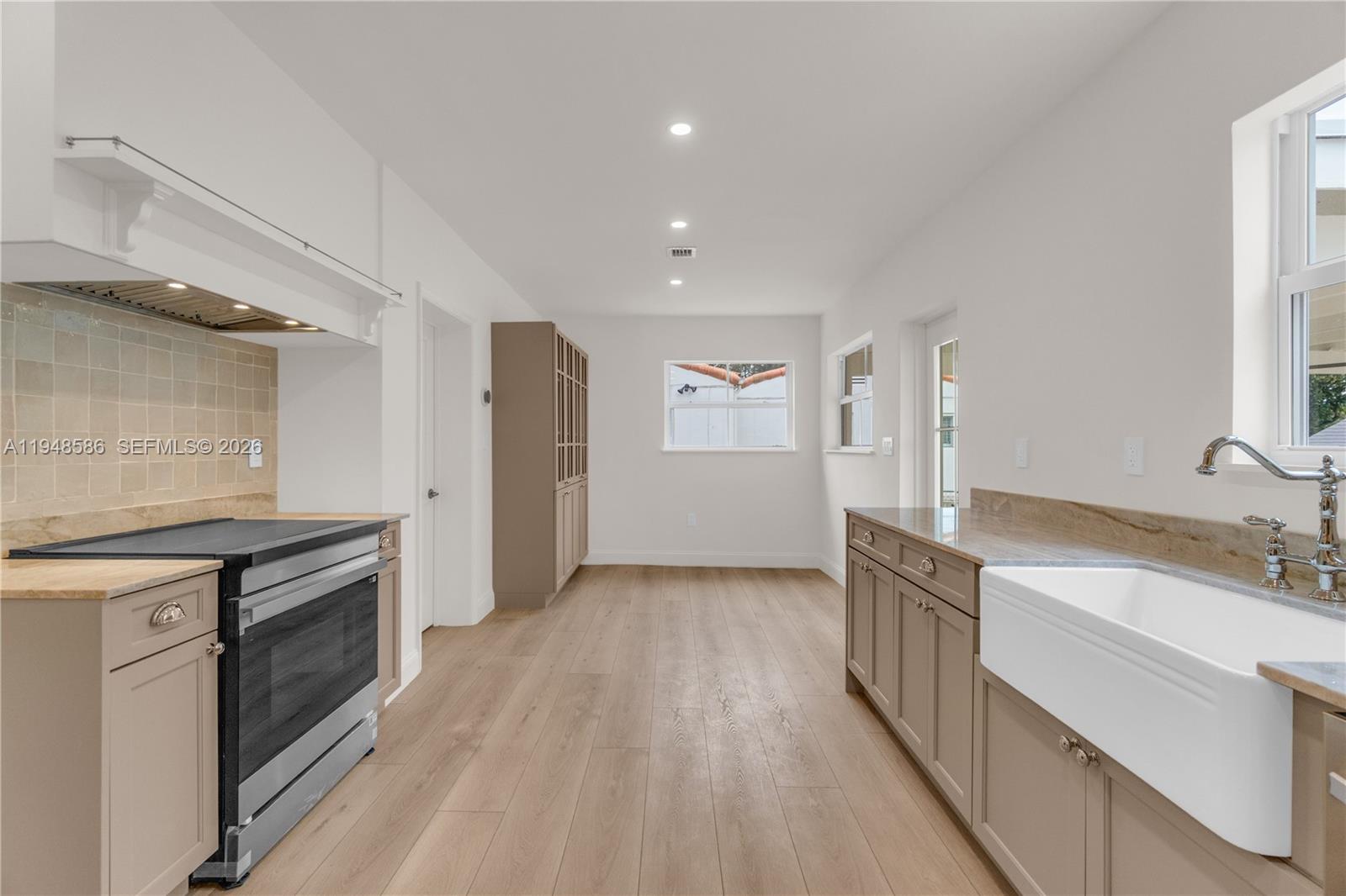 MIAMI SHORES SEC 6A - Residential