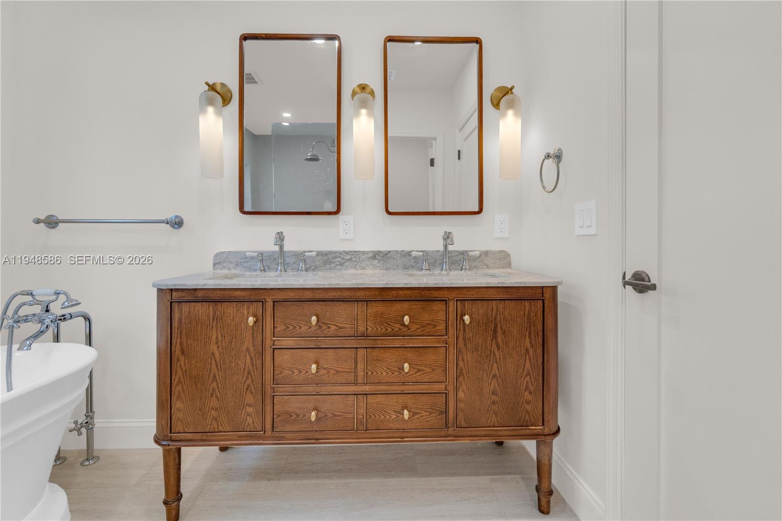 MIAMI SHORES SEC 6A - Residential