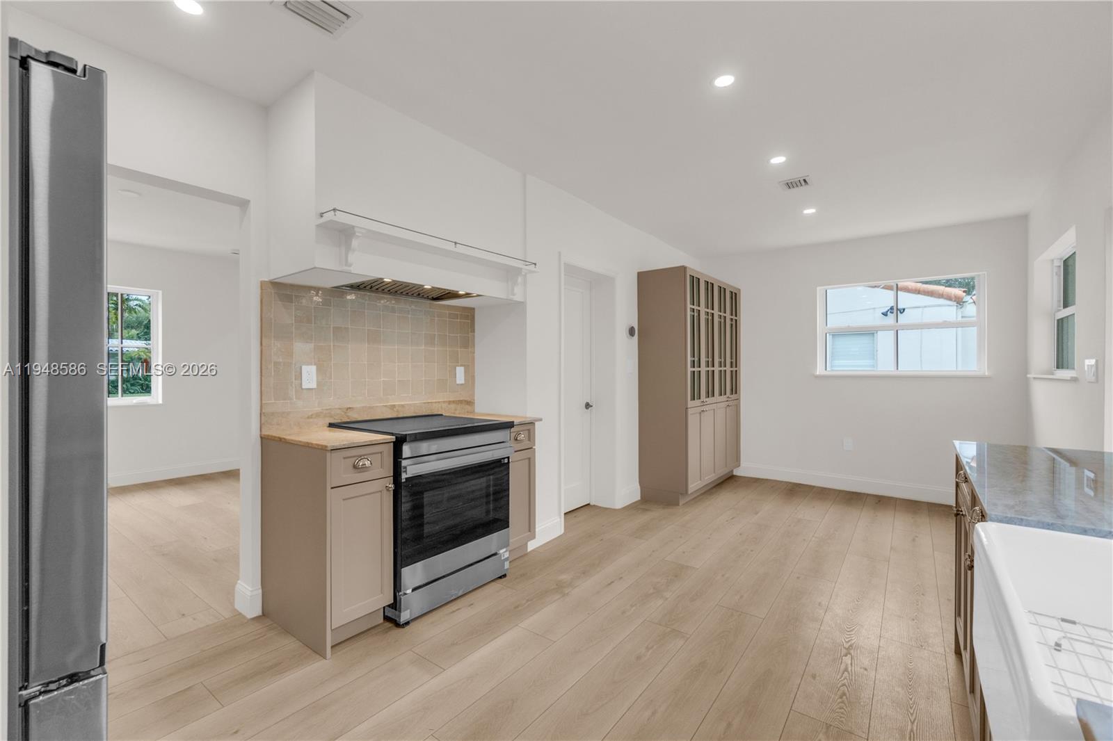 MIAMI SHORES SEC 6A - Residential