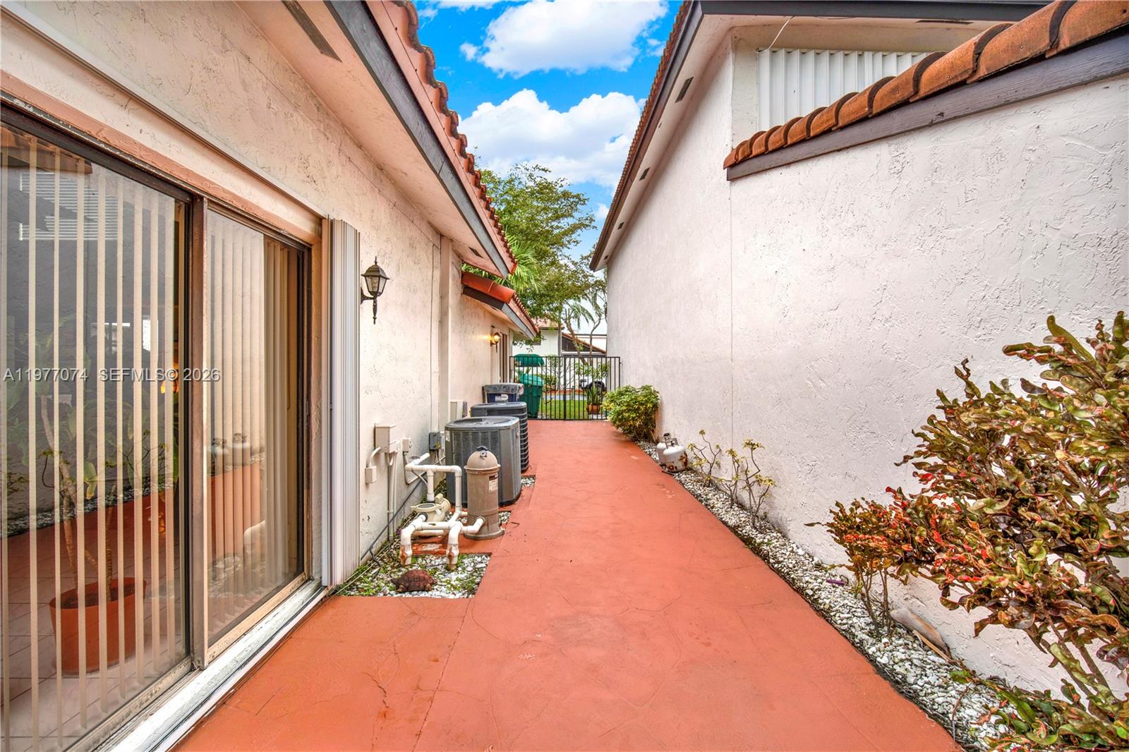 4TH AMEND PLAT OF THE MIS - Residential