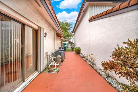 Tiny photo for 10528 SW 118th Pl, Miami, FL 33186 (MLS # A11977074)