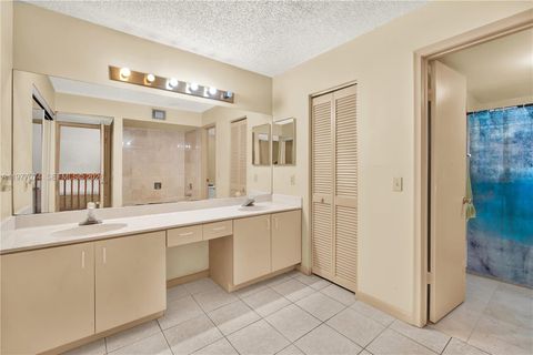 Tiny photo for 10528 SW 118th Pl, Miami, FL 33186 (MLS # A11977074)