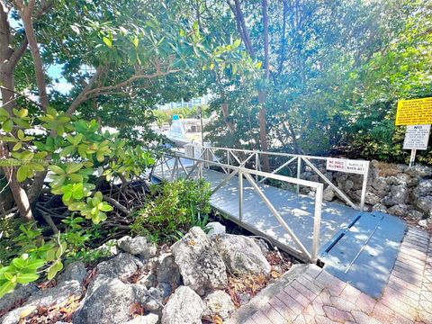 3575 Mystic Pointe Dr. Slip 99 Aventura FL 33180