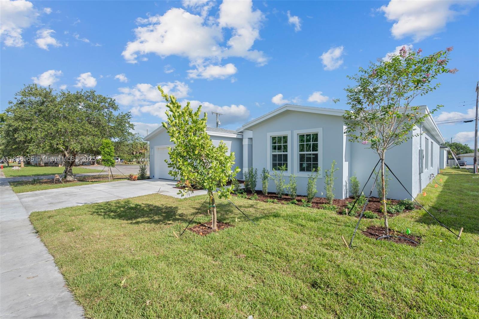 3451 SW 19th St