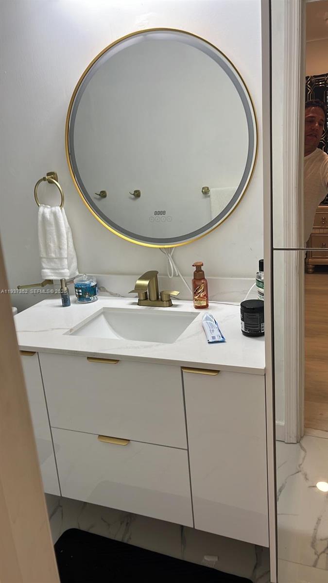 ROYAL PALMS PARK SEC 2 - Residential