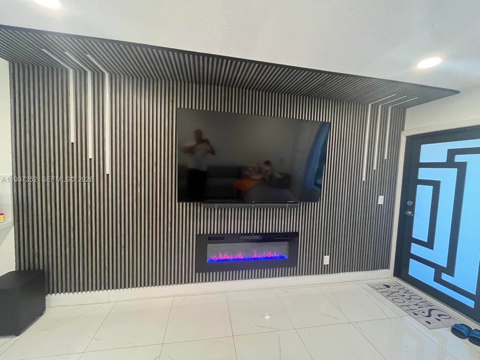 ROYAL PALMS PARK SEC 2 - Residential