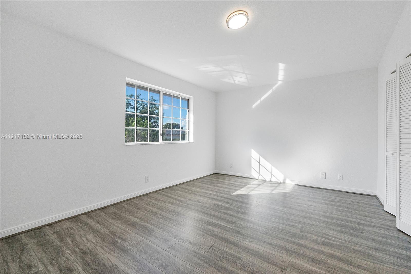 SOUTHWIND COVE - Residential