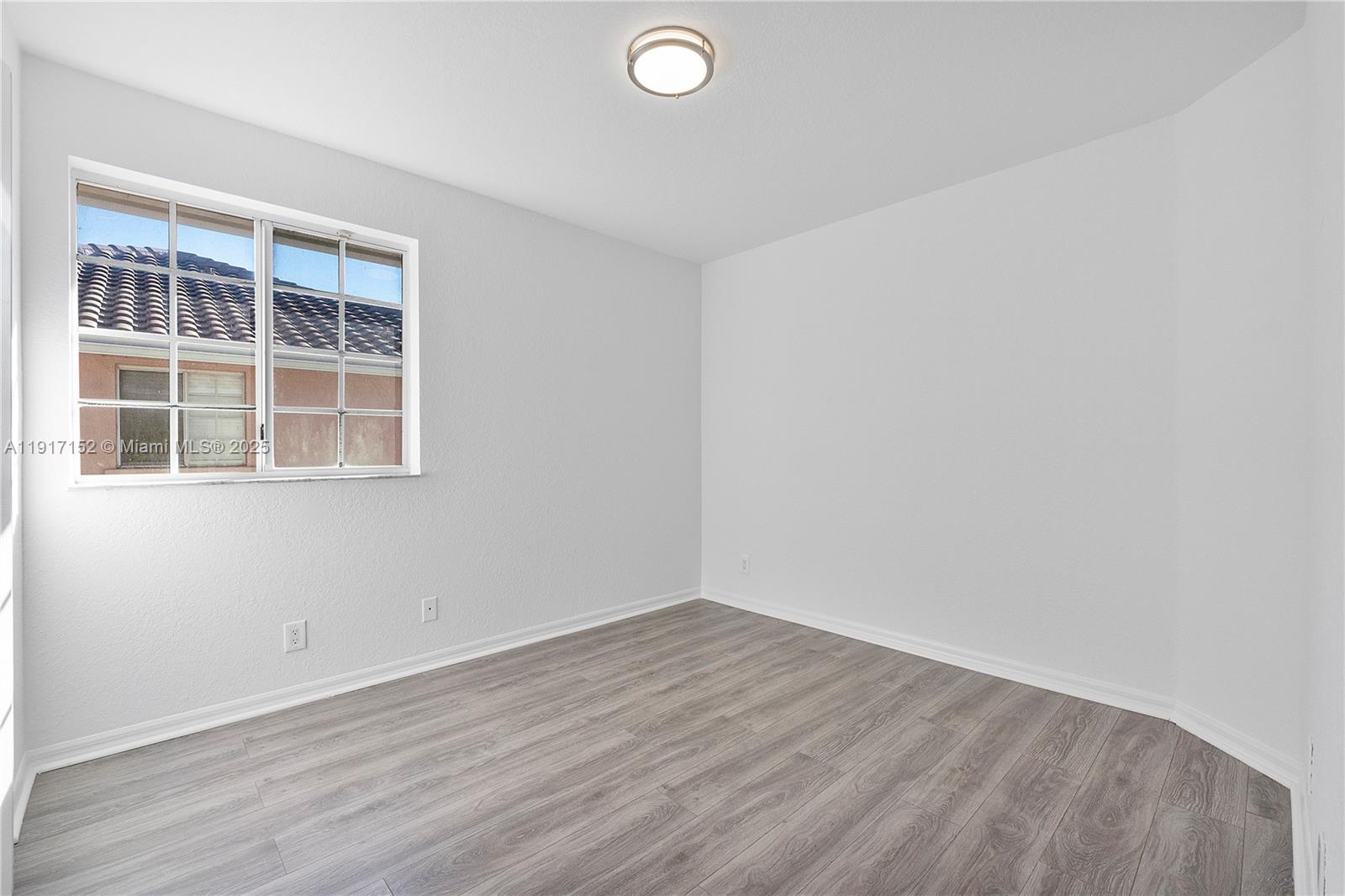 SOUTHWIND COVE - Residential